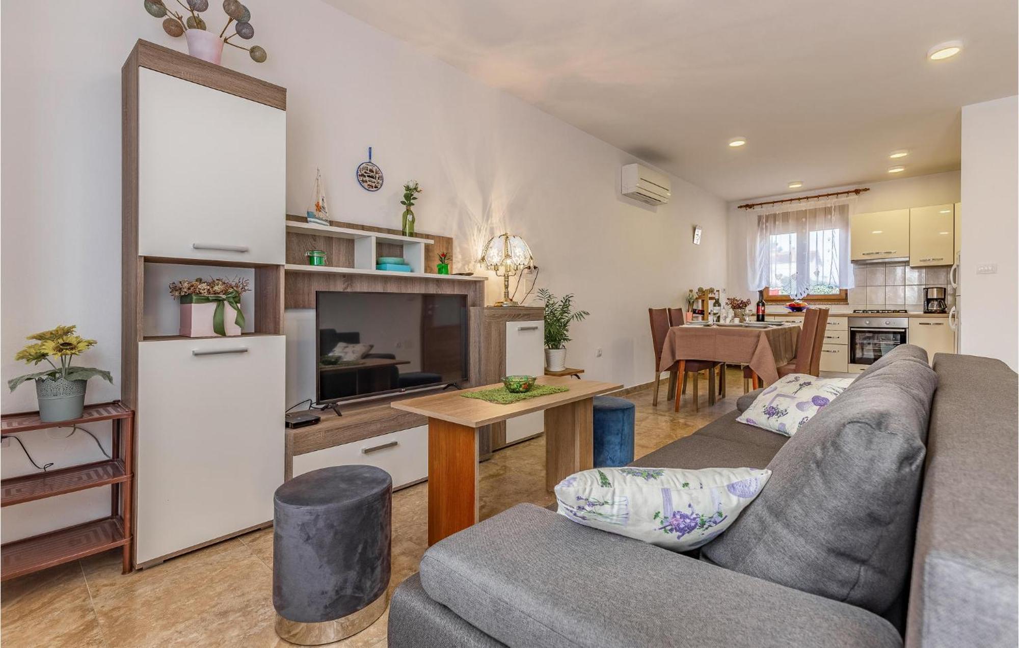 Awesome Apartment In Pula With Wifi Exterior foto